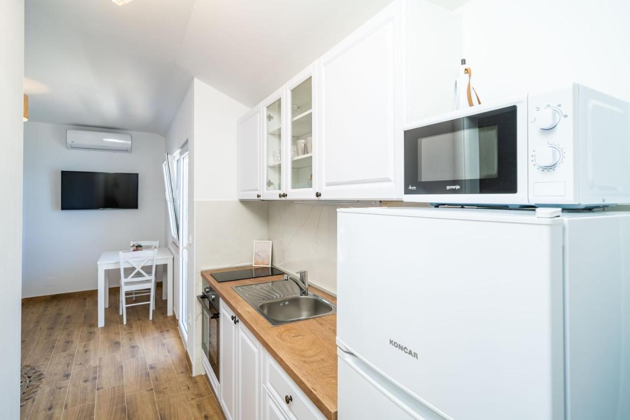 Lovro Apartma *