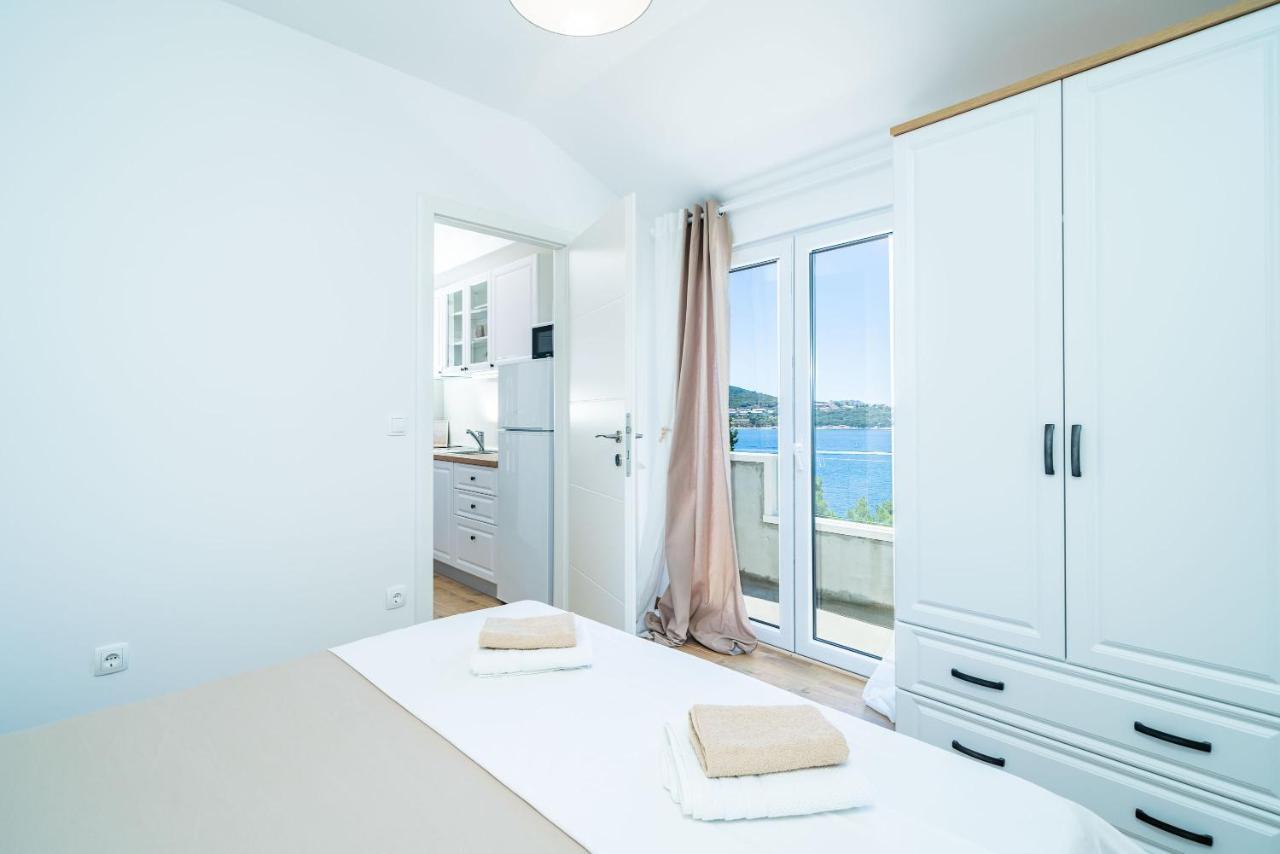 Apartment Lovro